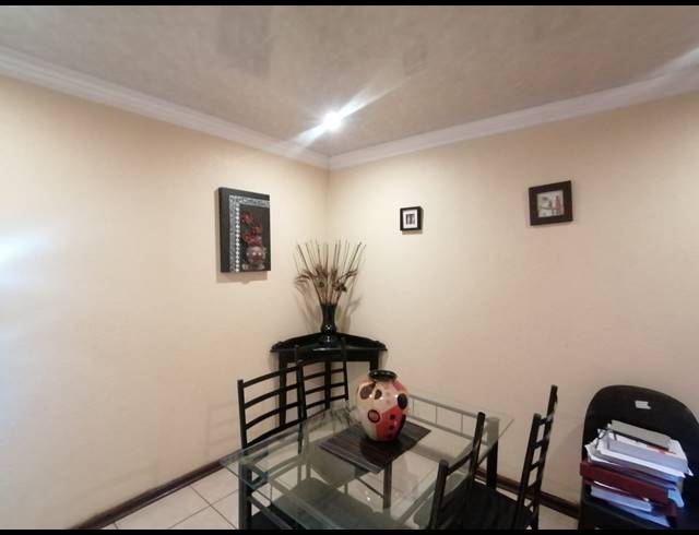 3 BEDROOM FREESTANDING SOLD IN KANANA